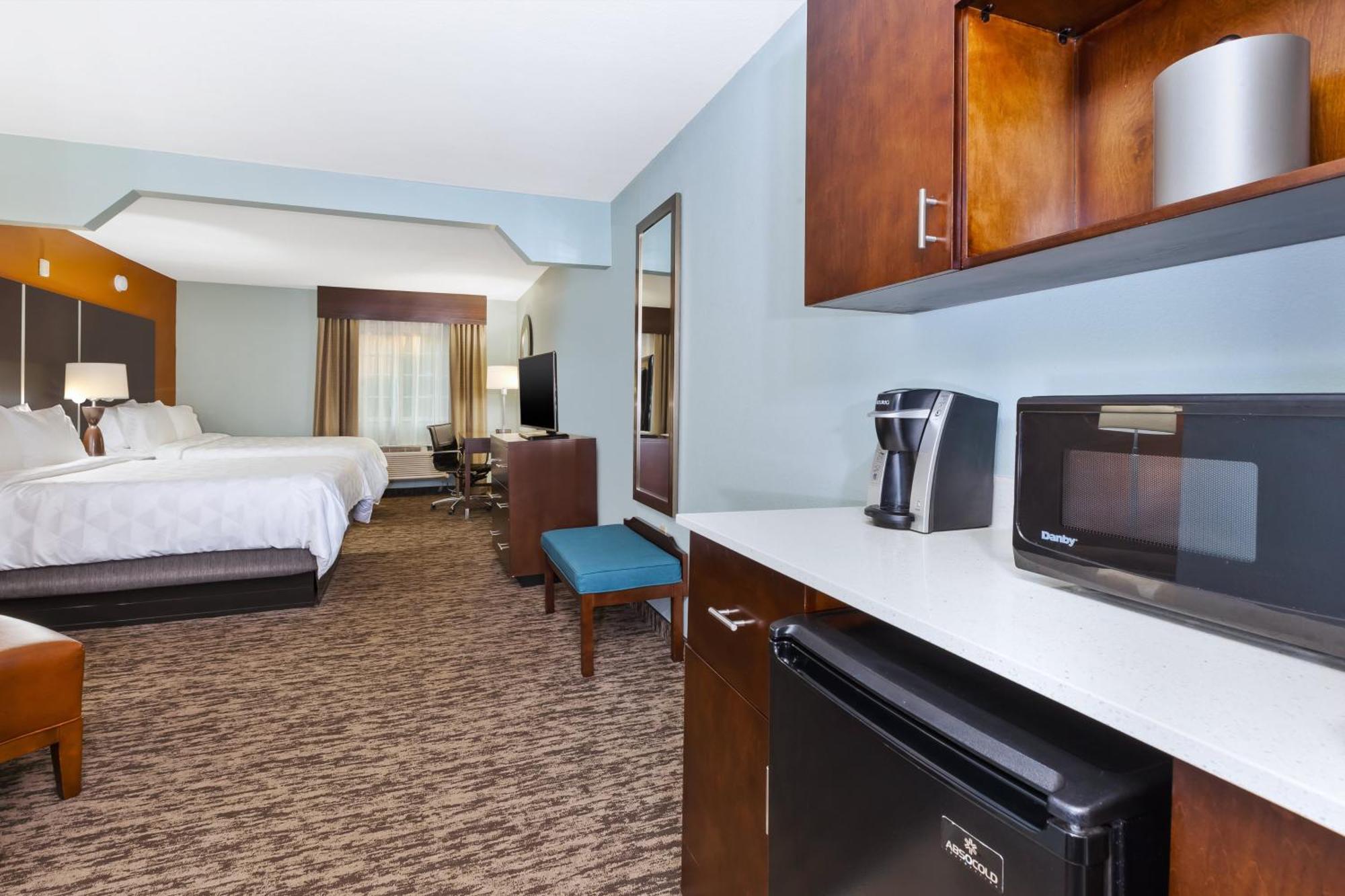Holiday Inn Express & Suites Carmel North - Westfield By Ihg Exterior foto