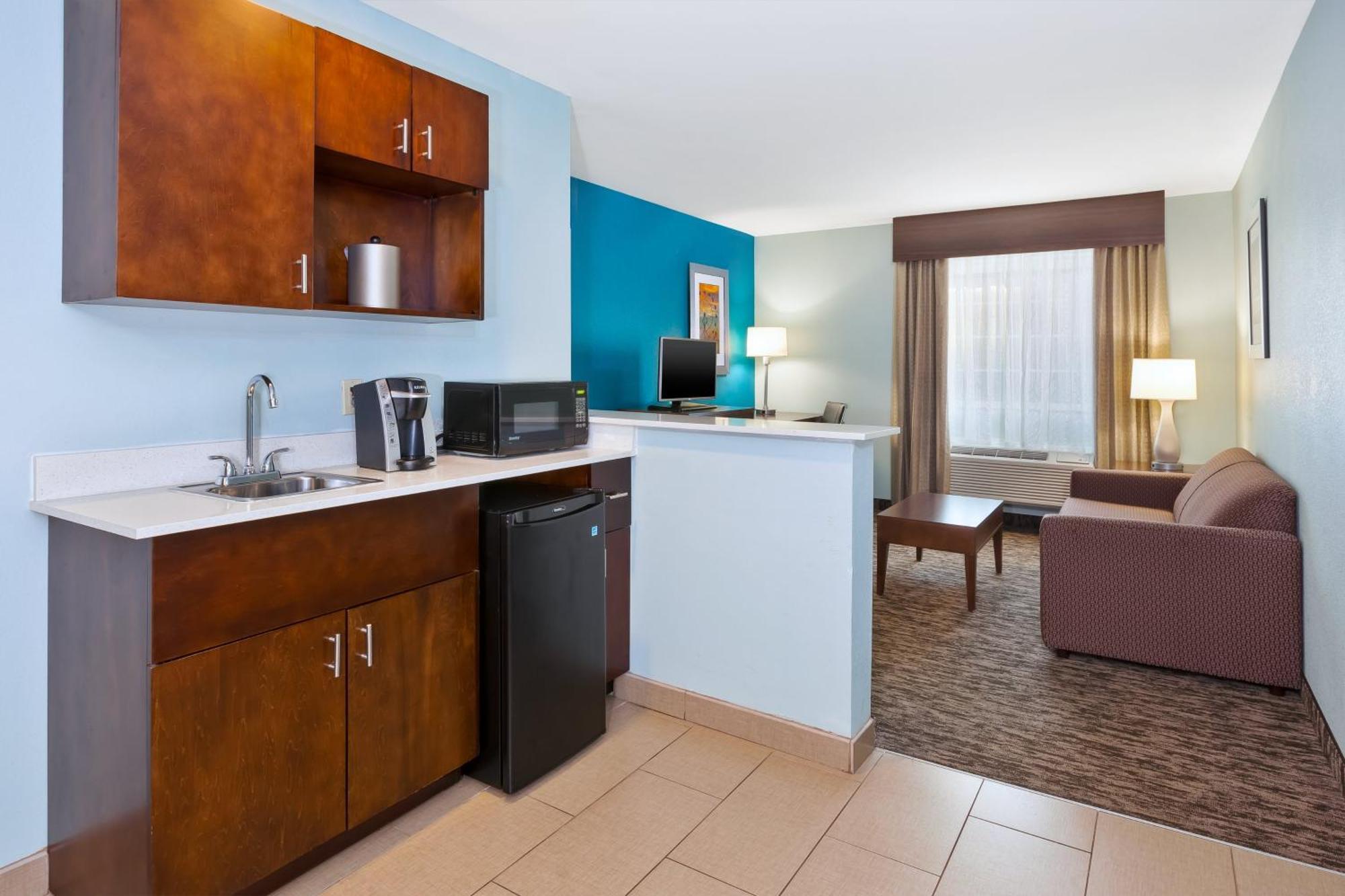 Holiday Inn Express & Suites Carmel North - Westfield By Ihg Exterior foto