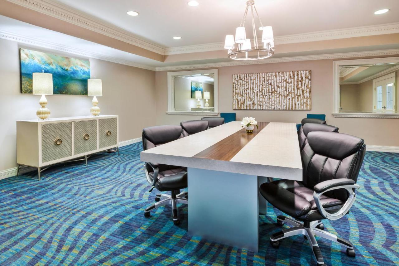Holiday Inn Express & Suites Carmel North - Westfield By Ihg Exterior foto